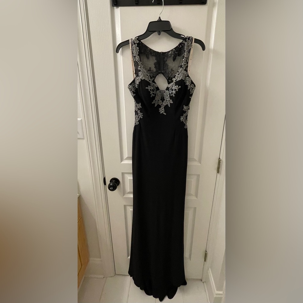 NWT Stunning Faviana Formal black dress size 8